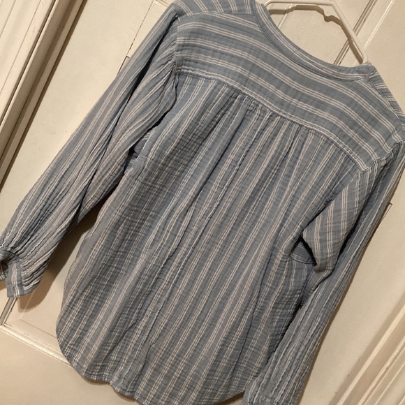 Old Navy Women's top. Size S. - Picture 4 of 4